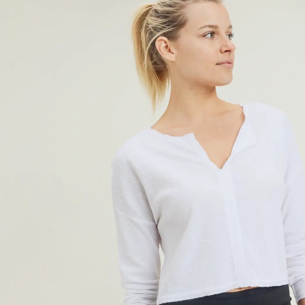 🆕 CAMI LINEN CROP TOP LS IN IVORY - Picture 4 of 10